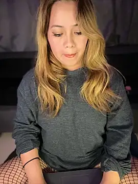 MerlyG online show from February 2026 05:27:02 AM