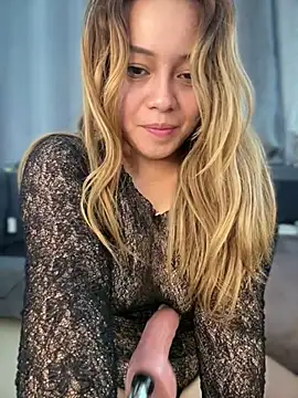 MerlyG online show from February 2026 07:44:02 PM