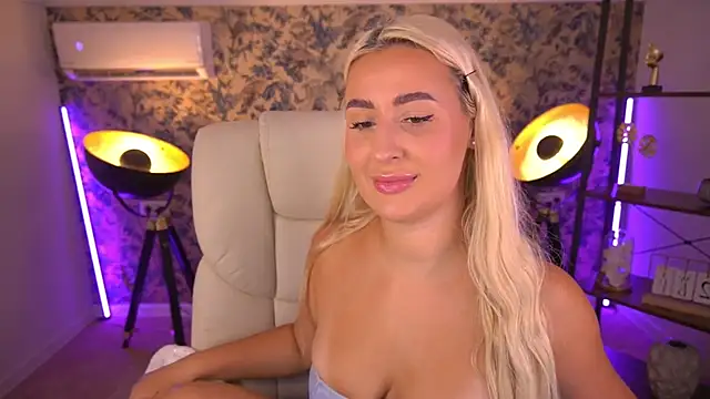 LiaBrazzerr online show from July 2026 03:36:02 PM