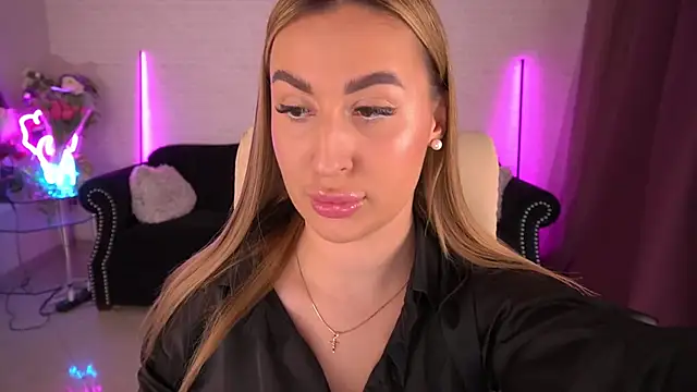 LiaBrazzerr online show from March 2025 03:13:02 PM