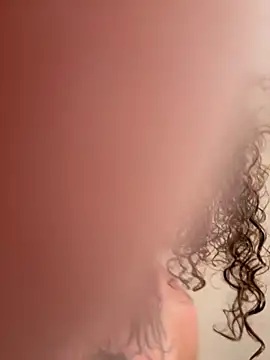 Crackkers online show from October 2025 04:58:02 AM