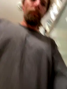 Crackkers online show from November 2025 08:28:02 AM