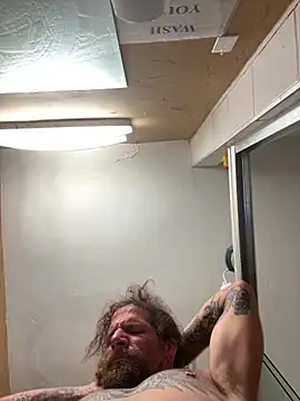 Crackkers online show from November 2025 06:06:02 AM