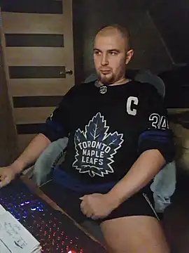 Foxyshaved online show from November 2025 03:50:02 AM