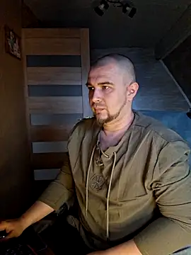 Foxyshaved online show from April 2026 05:14:02 AM