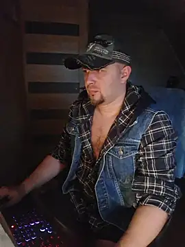 Foxyshaved online show from October 2025 06:14:02 AM