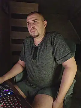 Foxyshaved online show from December 2025 05:45:01 AM