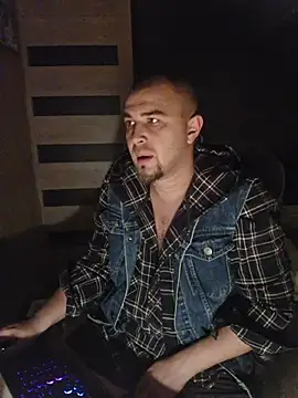 Foxyshaved online show from October 2025 02:43:02 AM