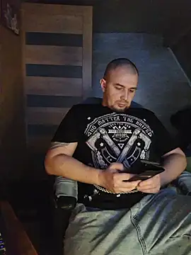 Foxyshaved online show from February 2026 05:49:01 AM