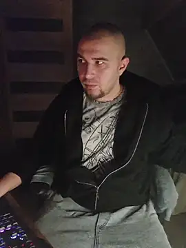 Foxyshaved online show from February 2026 05:18:01 AM