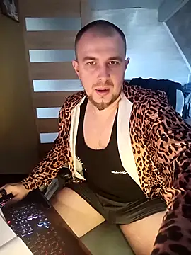 Foxyshaved online show from April 2026 05:20:02 AM