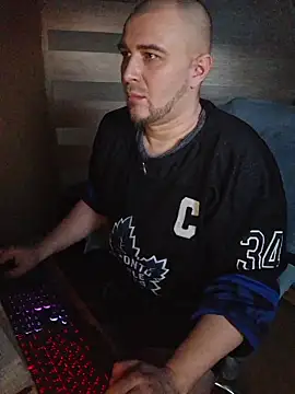 Foxyshaved online show from February 2026 06:22:01 AM