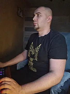 Foxyshaved online show from December 2025 08:47:01 AM