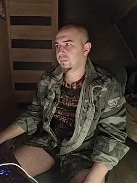 Foxyshaved online show from November 2025 03:43:01 AM