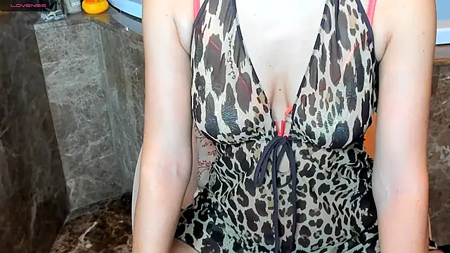 Snapshot of yourastral chatting on March 2025 02:59:01 AM yourastral online show from March 2025 02:59:01 AM