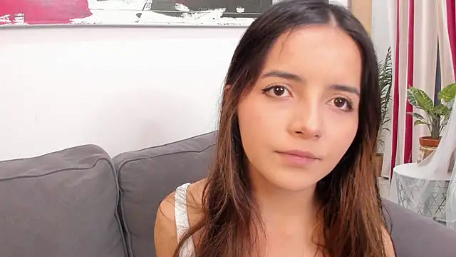 Snapshot of Raychell_Black chatting on March 2025 03:50:02 PM Raychell Black online show from March 2025 03:50:02 PM