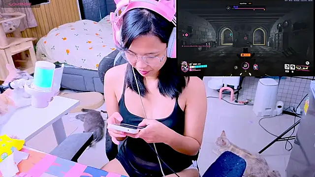 Kana G online show from March 2026 05:25:01 PM