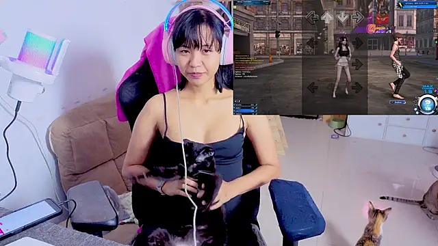 Kana G online show from October 2025 06:30:02 PM