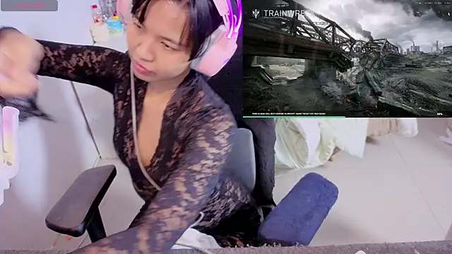 Kana G online show from November 2025 07:25:02 PM