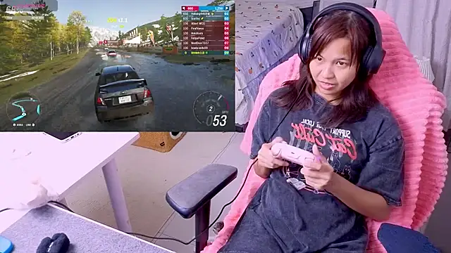 Snapshot of Kana_G chatting on May 2026 04:02:02 PM Kana G online show from May 2026 04:02:02 PM