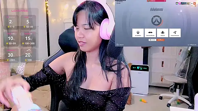 Kana G online show from February 2025 01:44:02 PM