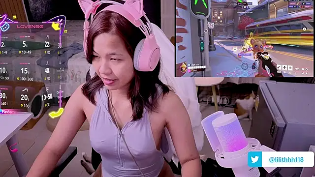 Snapshot of Kana_G chatting on April 2026 04:08:01 PM Kana G online show from April 2026 04:08:01 PM