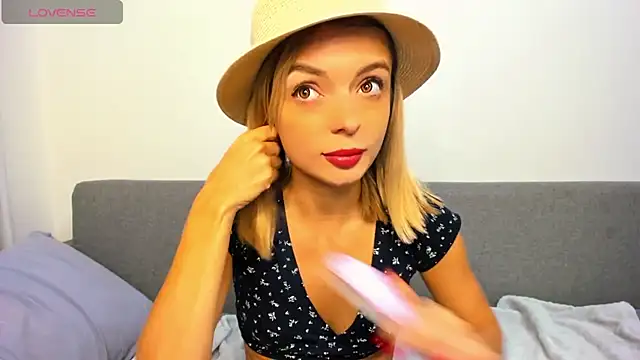  ellen meow  online show from October 2025 09:58:02 PM