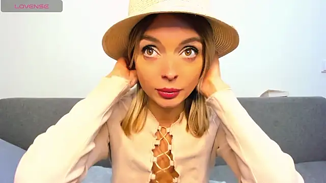  ellen meow  online show from October 2025 11:33:01 PM