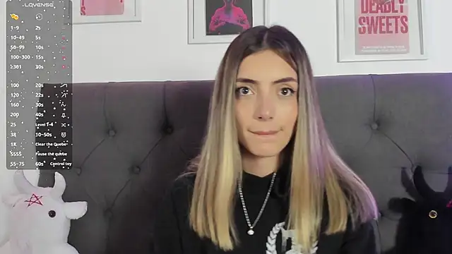 Snapshot of IsadoraGalle_ chatting on February 2026 10:09:02 PM IsadoraGalle online show from February 2026 10:09:02 PM