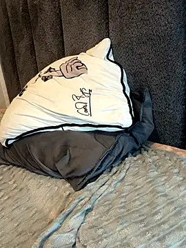 slimcateee online show from November 2025 10:24:02 PM