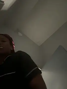 slimcateee online show from October 2025 05:21:01 AM