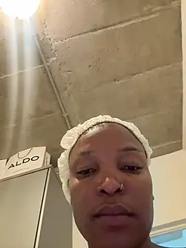 slimcateee online show from January 2026 06:11:02 PM