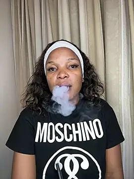 slimcateee online show from April 2026 07:26:02 PM