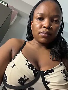 slimcateee online show from October 2025 04:25:02 AM