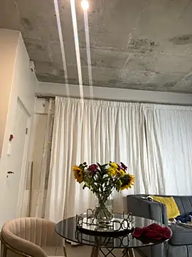 slimcateee online show from November 2025 07:25:01 PM