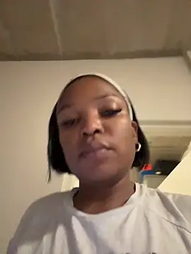 slimcateee online show from November 2025 08:25:01 PM