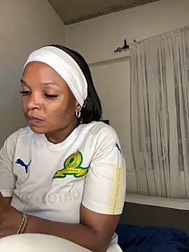 slimcateee online show from November 2025 09:15:01 PM