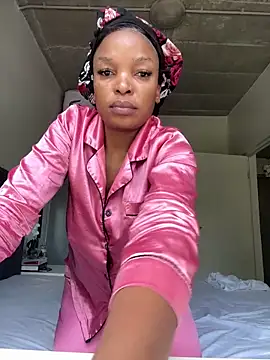 slimcateee online show from March 2026 01:03:02 PM