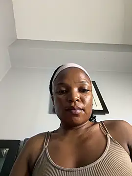 slimcateee online show from October 2025 06:31:02 PM