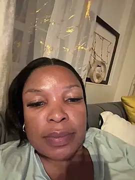 slimcateee online show from November 2025 06:56:02 PM