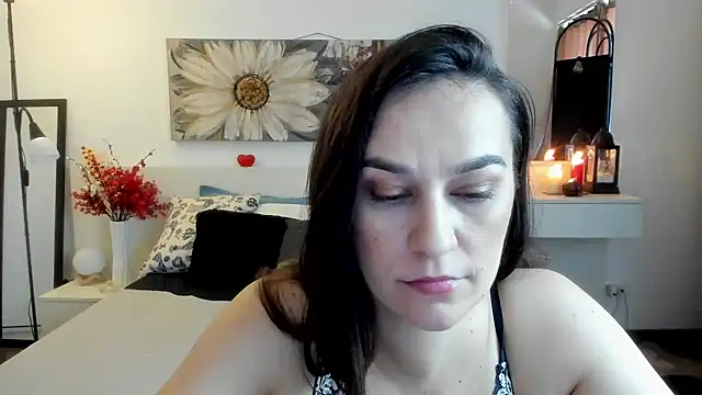 JoyCasidy online show from April 2026 10:44:01 AM