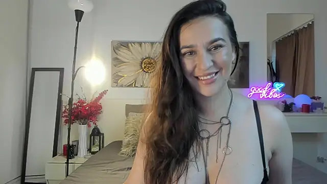 JoyCasidy online show from November 2025 12:37:02 PM