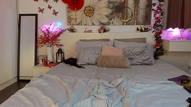 JoyCasidy online show from February 2025 06:55:01 PM