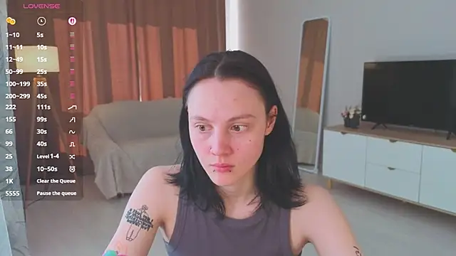 Snapshot of MaryCoopeer chatting on June 2026 05:05:02 AM MaryCoopeer online show from June 2026 05:05:02 AM