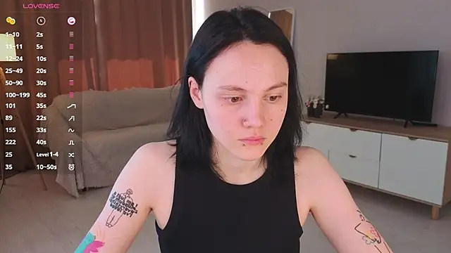 MaryCoopeer online show from May 2026 07:17:02 AM