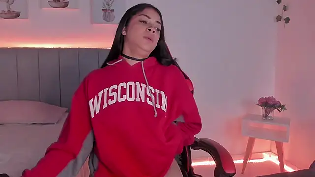 Snapshot of _janiis chatting on November 2025 11:31:02 PM janiis online show from November 2025 11:31:02 PM