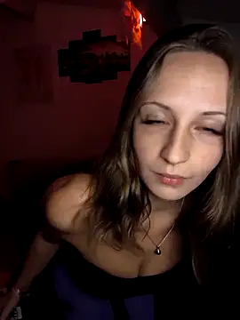 emma4xxx online show from October 2025 07:16:01 PM