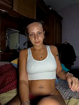 emma4xxx online show from April 2026 07:43:01 PM