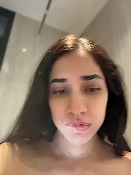 Snapshot of CuteeRose chatting on July 2026 01:59:01 PM CuteeRose online show from July 2026 01:59:01 PM