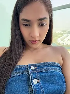 Snapshot of CuteeRose chatting on July 2026 12:29:01 PM CuteeRose online show from July 2026 12:29:01 PM